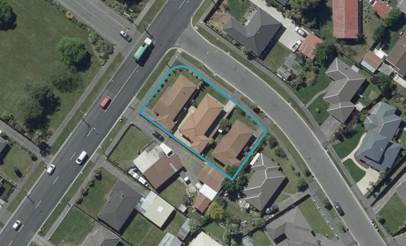 2/2 Thistledown Place, Woolston, Christchurch - Carousel 1