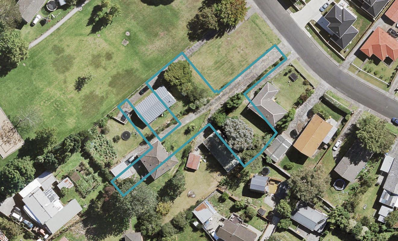 9 Aporo Tawhito Lane, Henderson, Auckland - Carousel 1