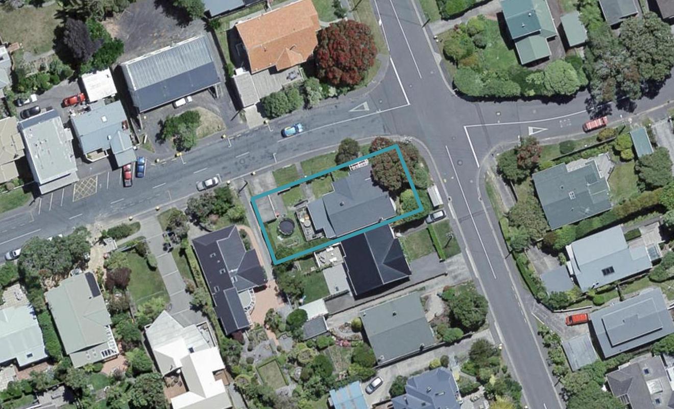 38 Duthie Street, Karori, Wellington - Carousel 1