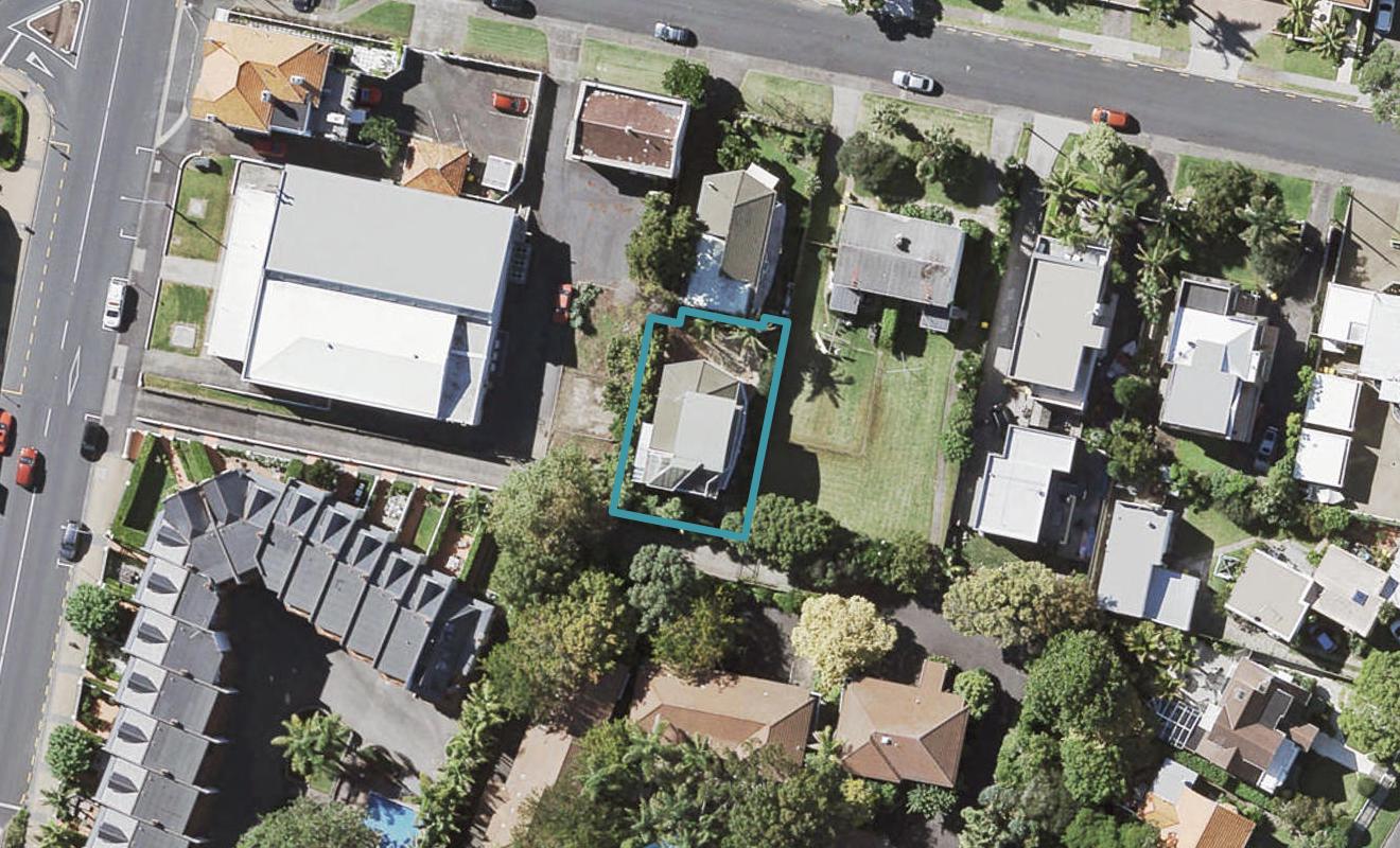 3B Earnoch Avenue, Takapuna, Auckland - Carousel 1