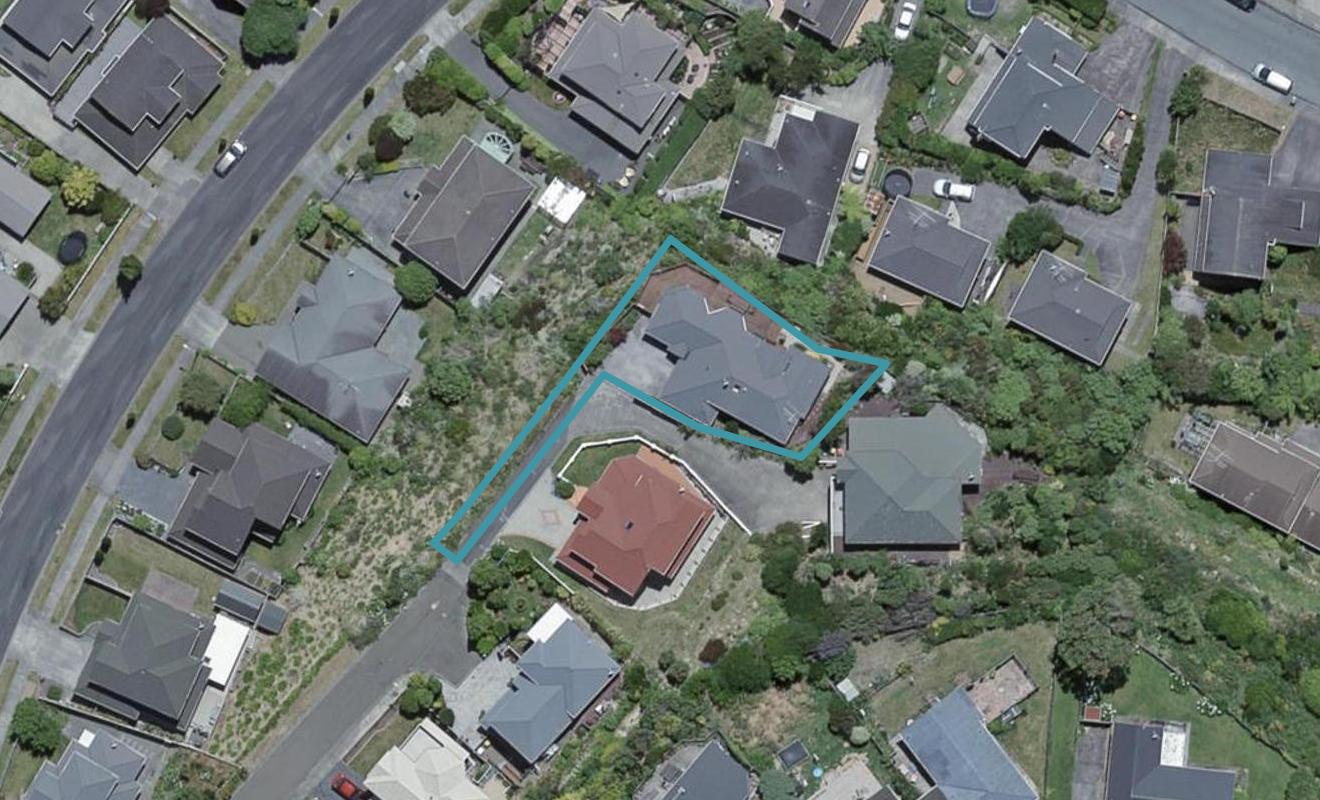 16 Huxley Grove, Churton Park, Wellington - Carousel 1