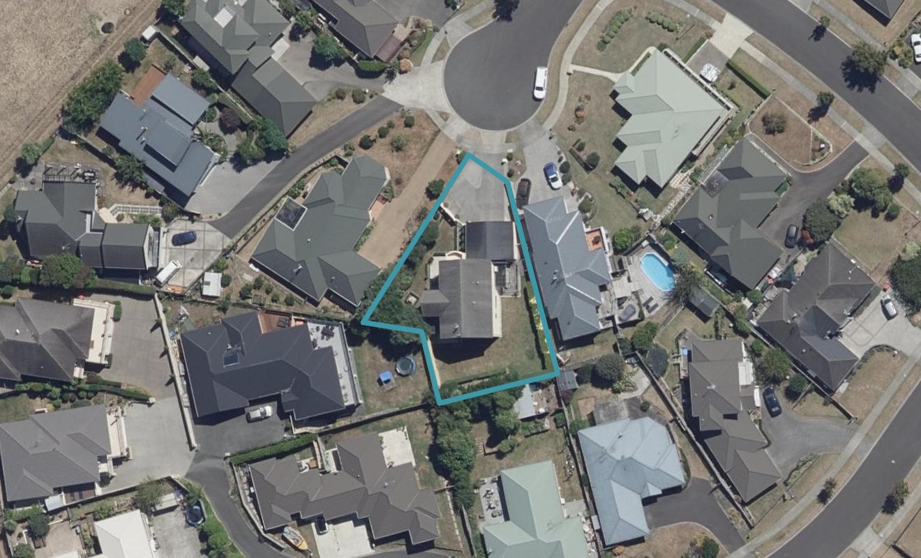 9 Southworth Place, Grandview Heights, Hamilton - Carousel 1