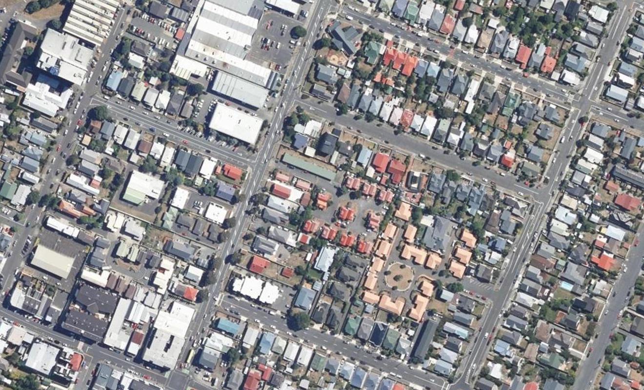 20/58 Cuba ST, Petone, Lower Hutt - Carousel 1