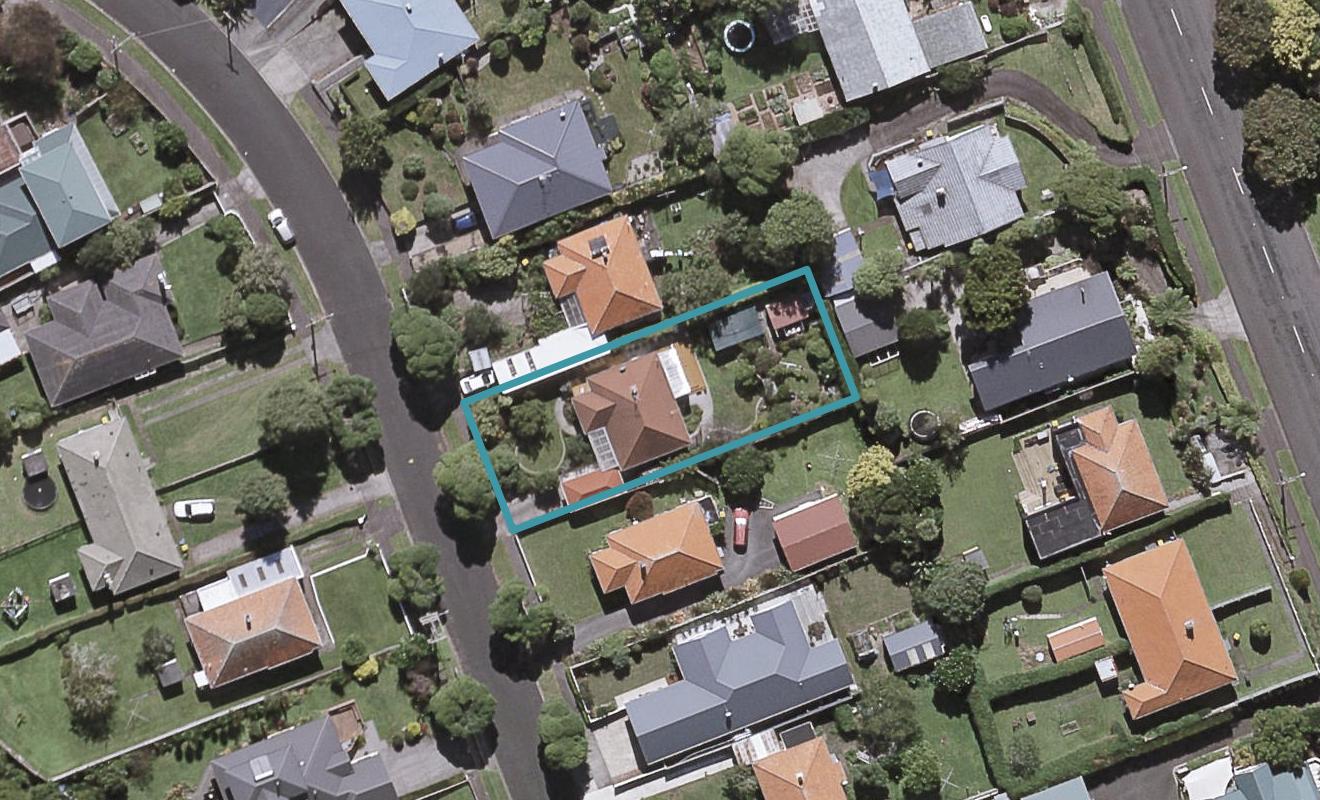24 Plympton Street, Brooklands, New Plymouth - Carousel 1