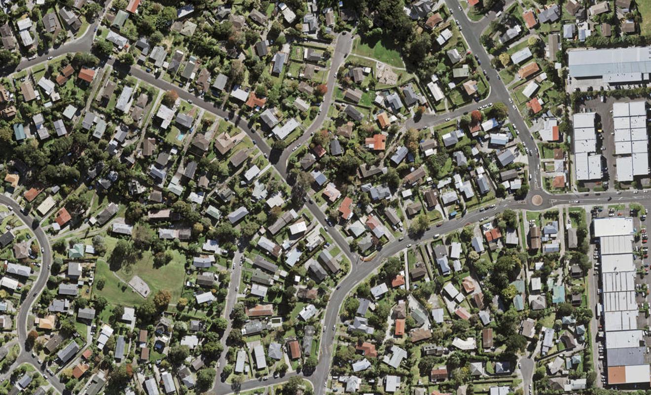 64A Girrahween Drive, Totara Vale, Auckland - Carousel 1