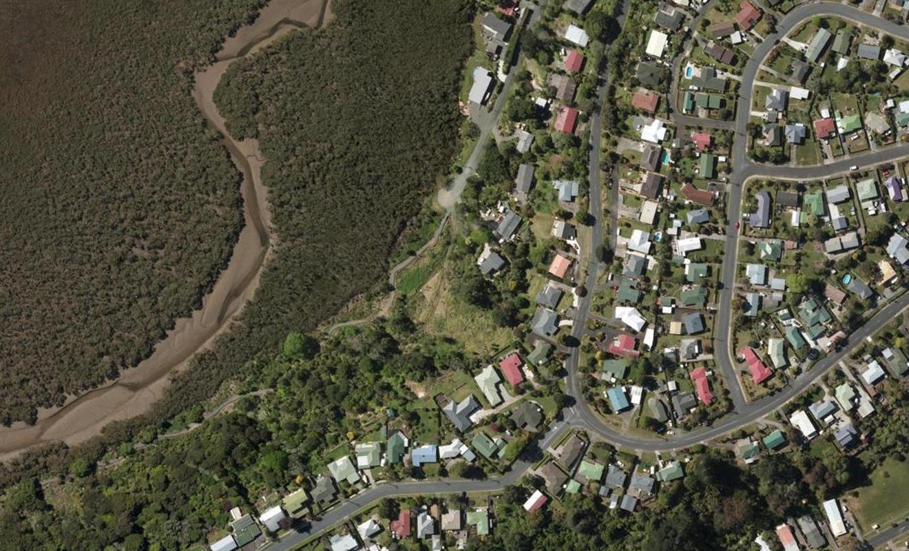 27 Waimahanga Road, Onerahi, Whangarei - Carousel 1