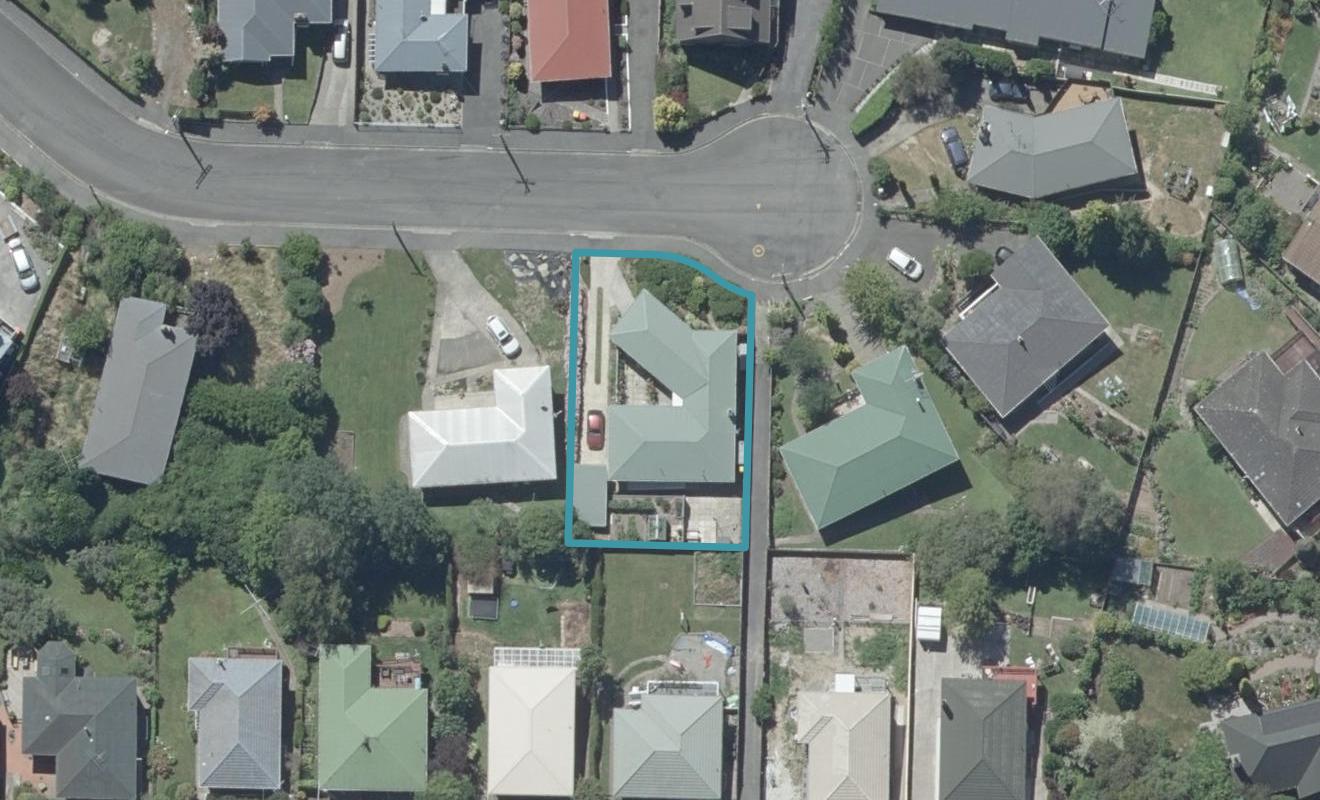 14 Colquhoun Street, Glenross, Dunedin - Carousel 1