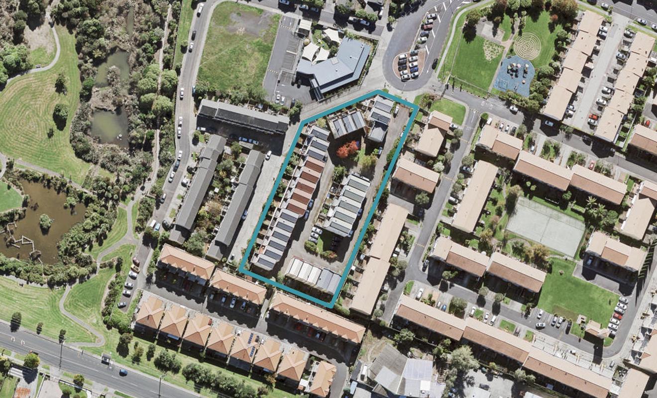 7/14 Ambrico Place, New Lynn, Auckland - Carousel 1