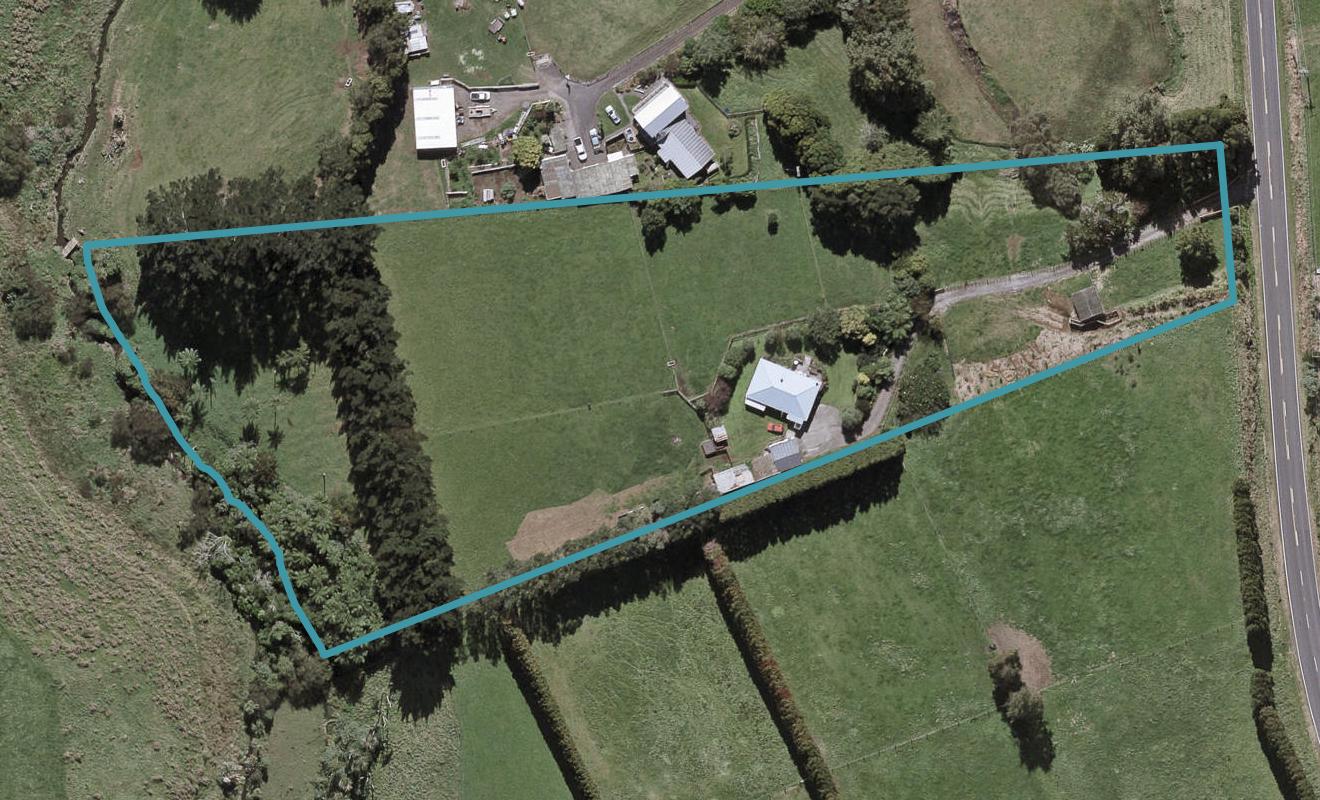 114 Egmont Road, Hillsborough, New Plymouth - Carousel 1