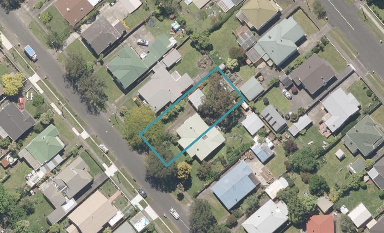 67 Young Street, Whanganui East, Whanganui - Carousel 1