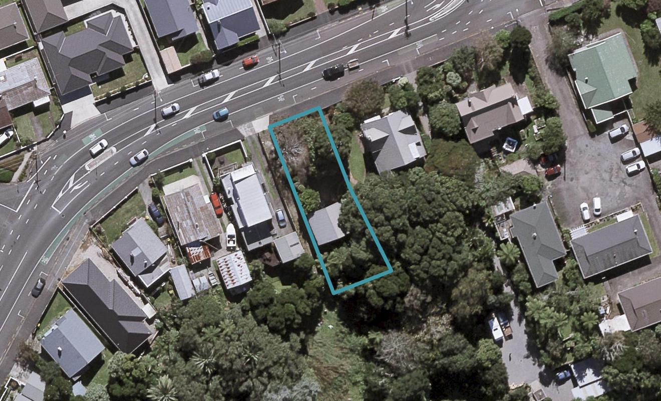 49 Wallace Place, Westown, New Plymouth - Carousel 1