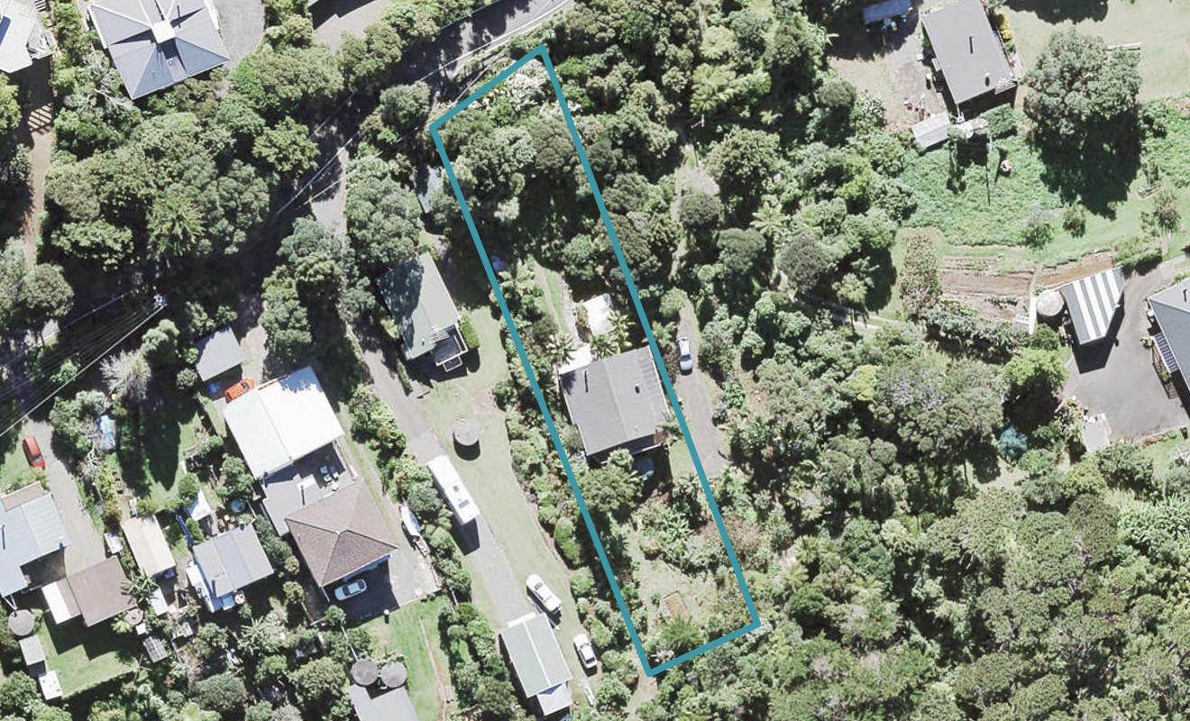 130 Cornwallis Road, Cornwallis, Auckland - Carousel 1