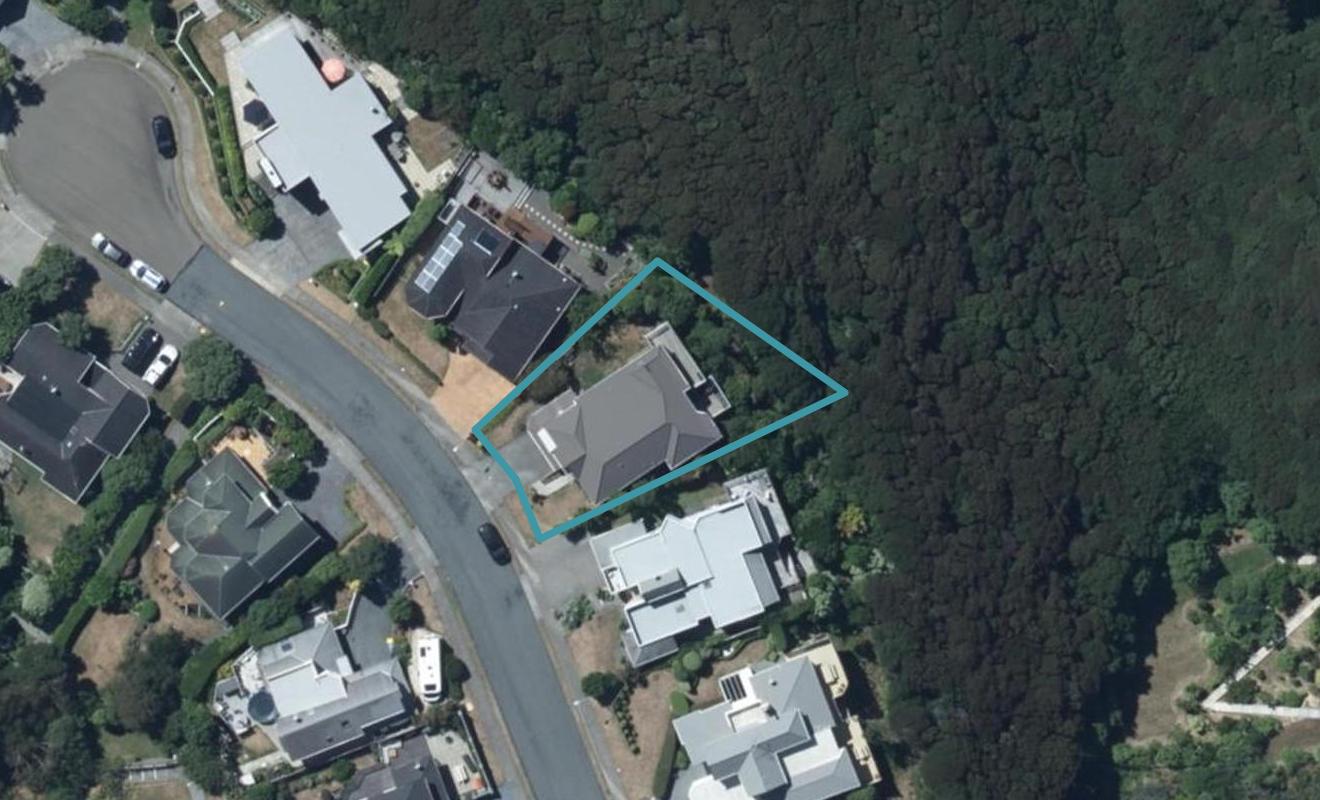 10 Dornoch Place, Papakowhai, Porirua - Carousel 1