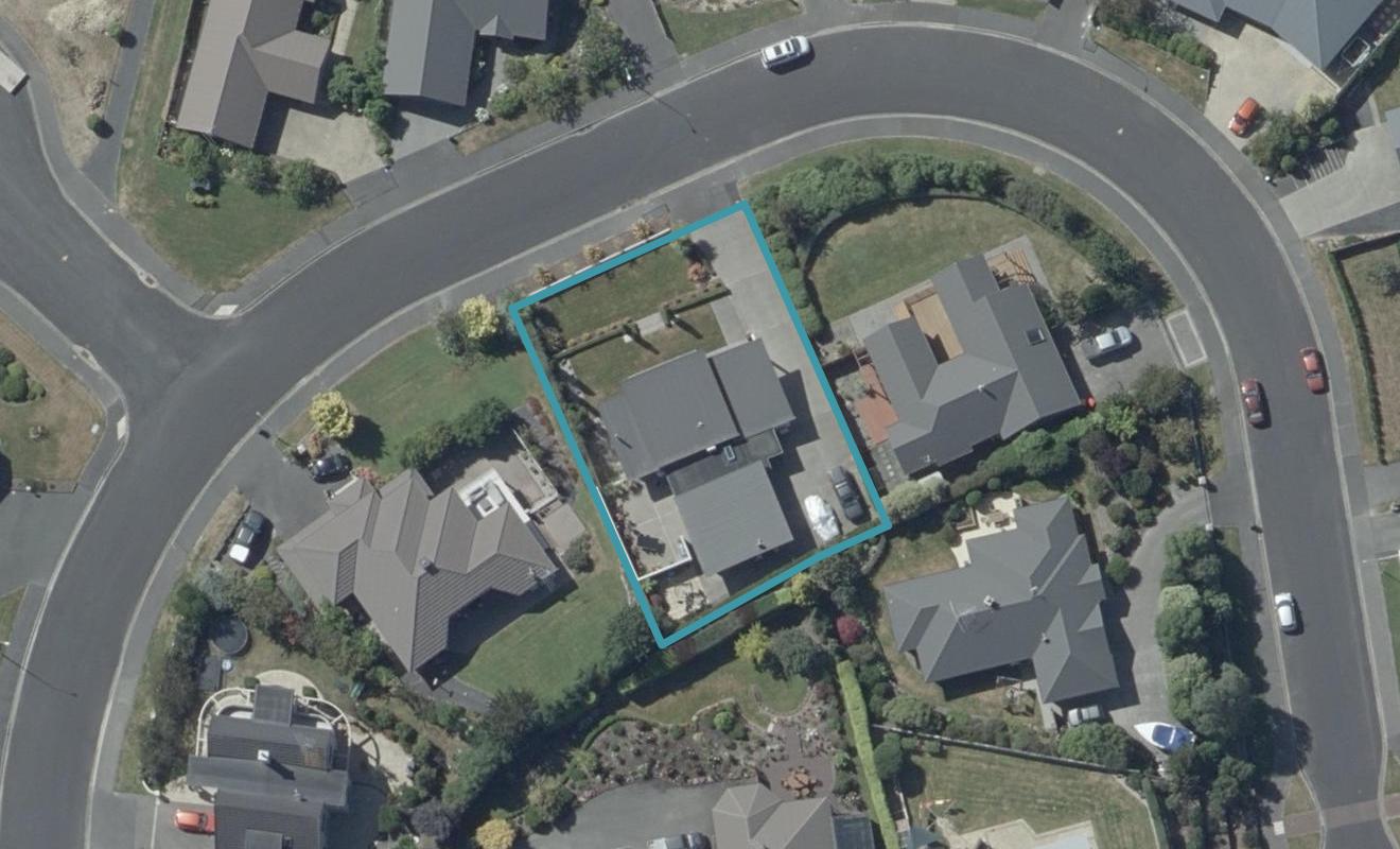 16 Duxford Crescent, Fairfield, Dunedin - Carousel 1