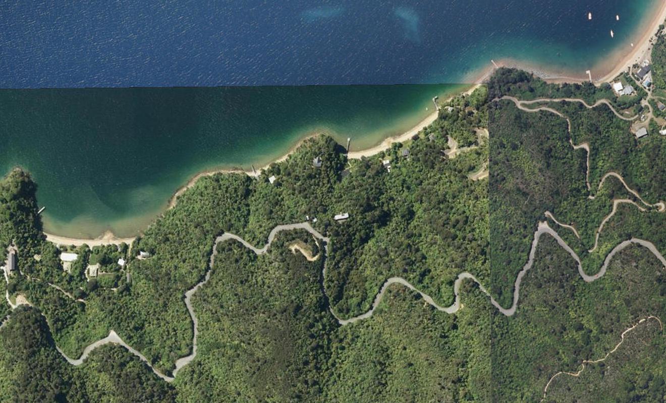2721 Queen Charlotte Drive, Whenuanui Bay, Whenuanui Bay - Carousel 1