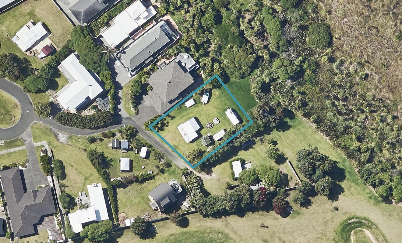 61 Bowentown Boulevard, Bowentown, Waihi Beach - Carousel 1