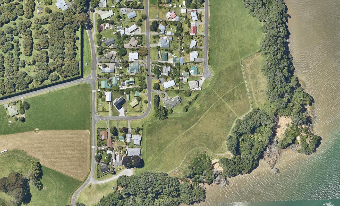 2 Princes Street, Tahawai, Katikati - Carousel 1