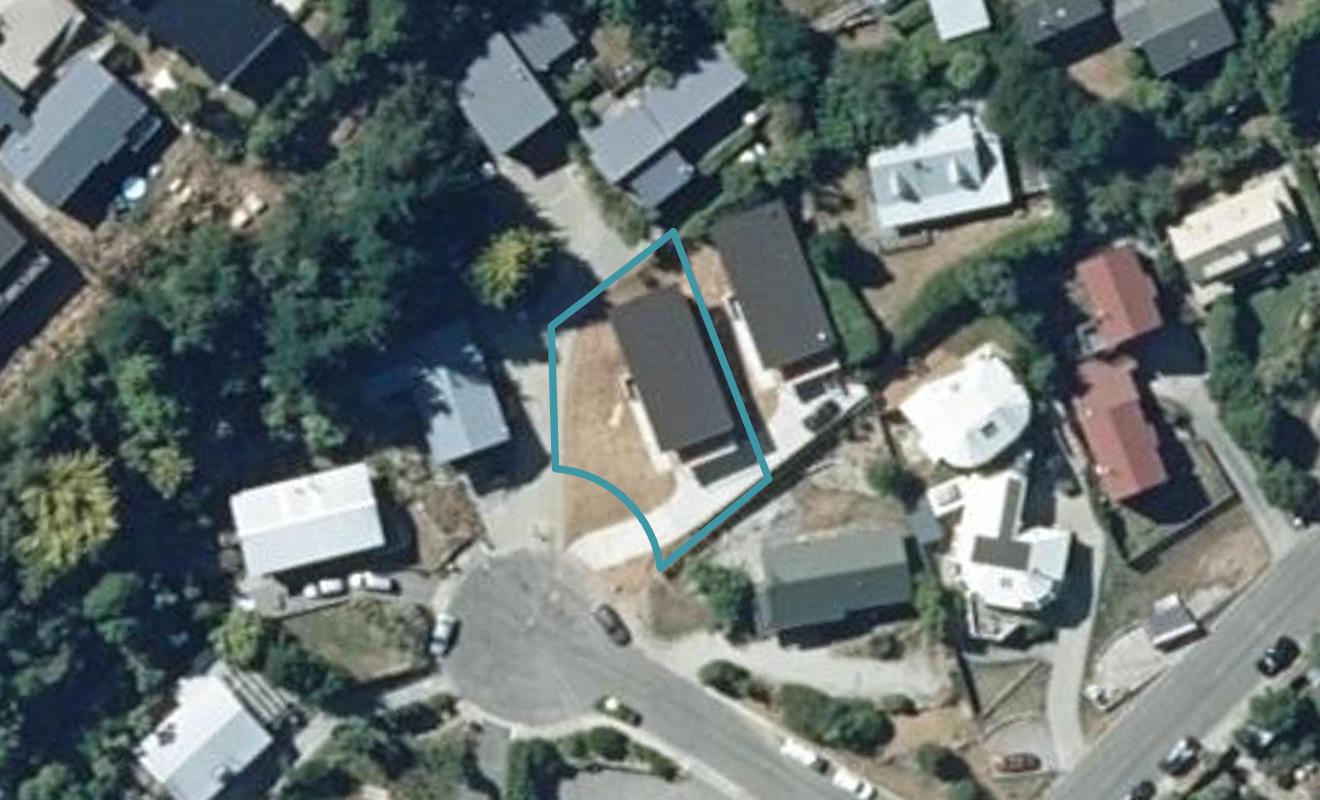 3B O'Learys Paddock, Fernhill, Queenstown - Carousel 1