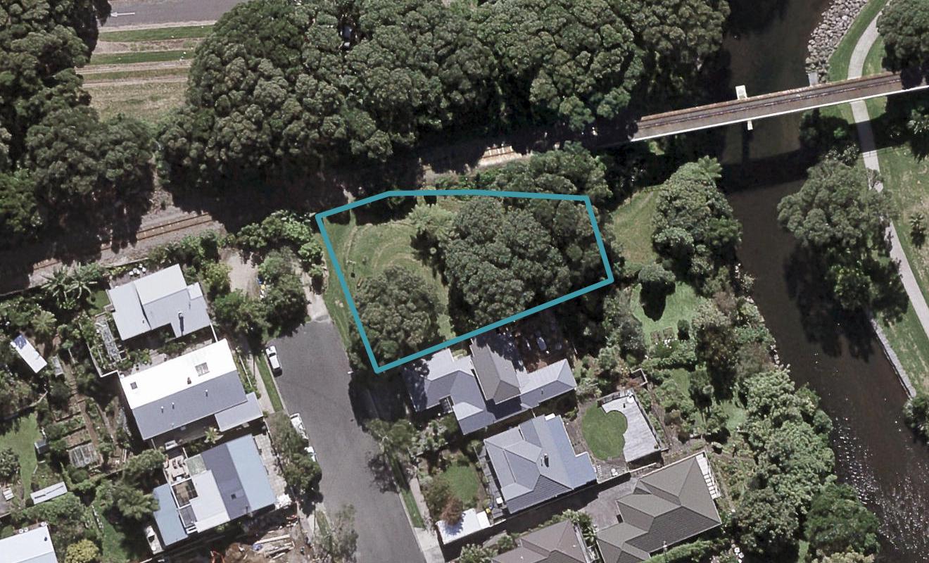 1 Autere Street, Strandon, New Plymouth - Carousel 1