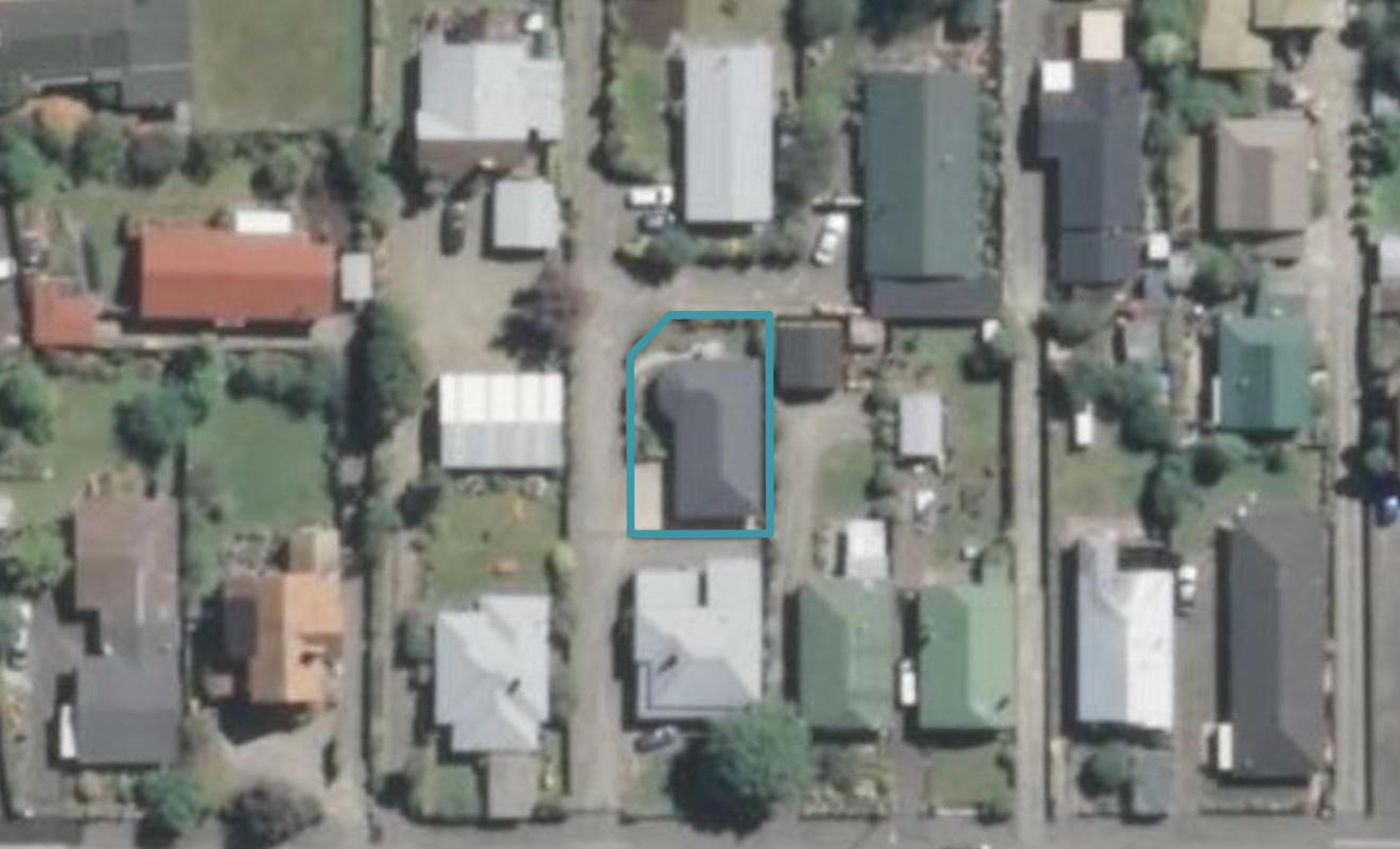 1-2/357 Church Street, West End, Timaru - Carousel 1