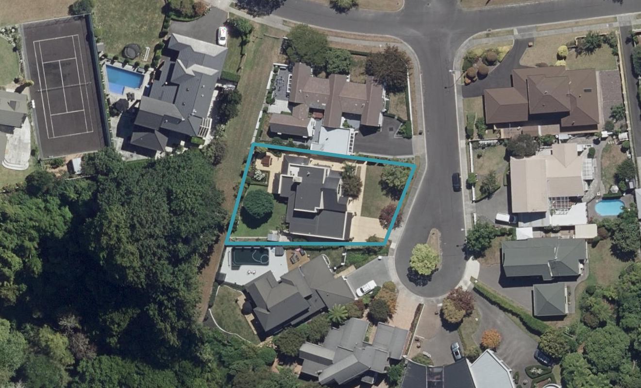 4 Radford Place, Harrowfield, Hamilton - Carousel 1