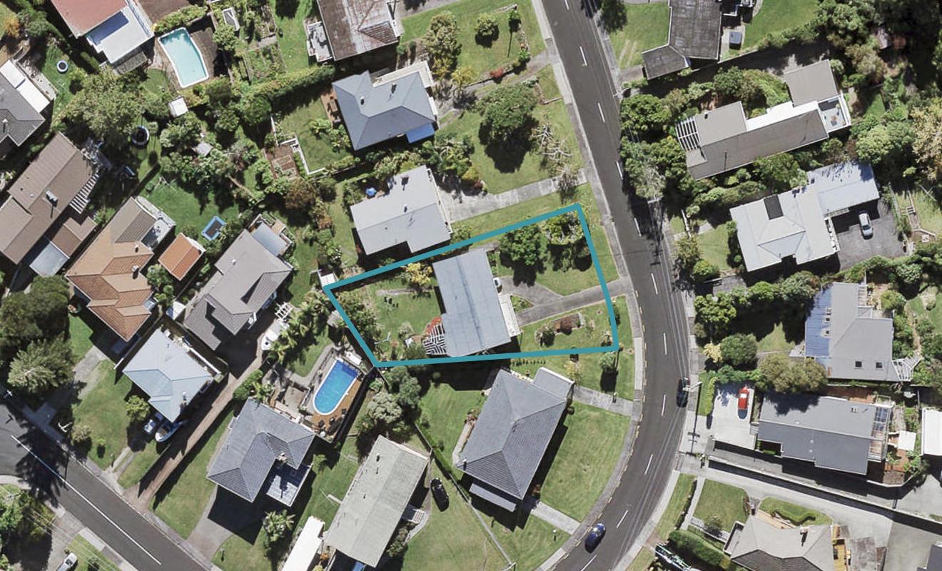 40 Jaemont Avenue, Te Atatu South, Auckland - Carousel 1