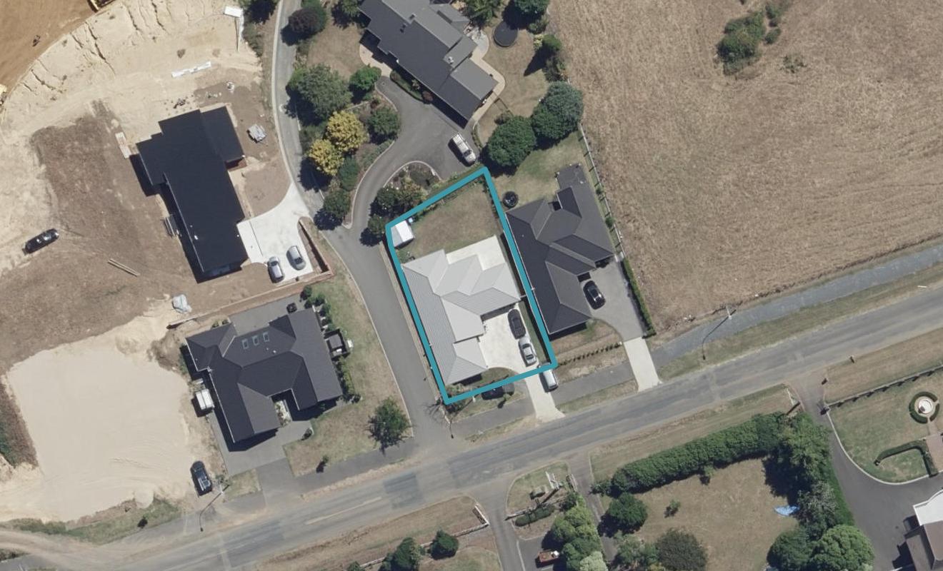 220 Baverstock Road, Grandview Heights, Hamilton - Carousel 1