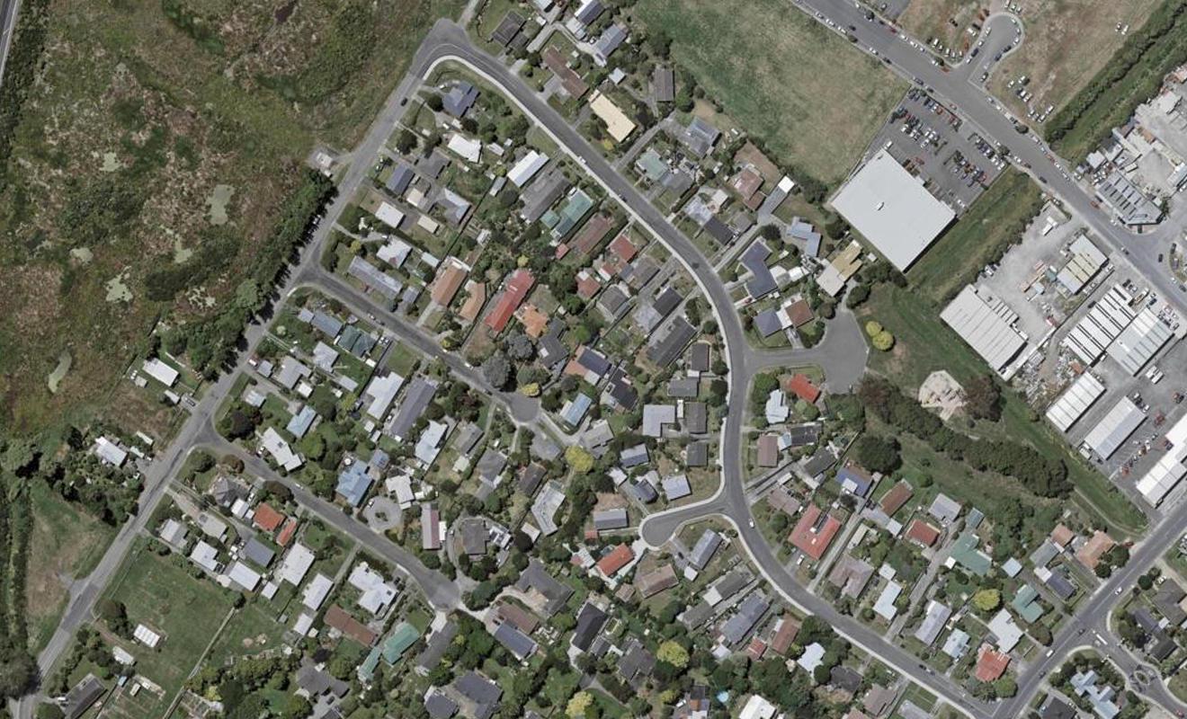 11 Konini Grove, Raumati Beach, Paraparaumu - Carousel 1