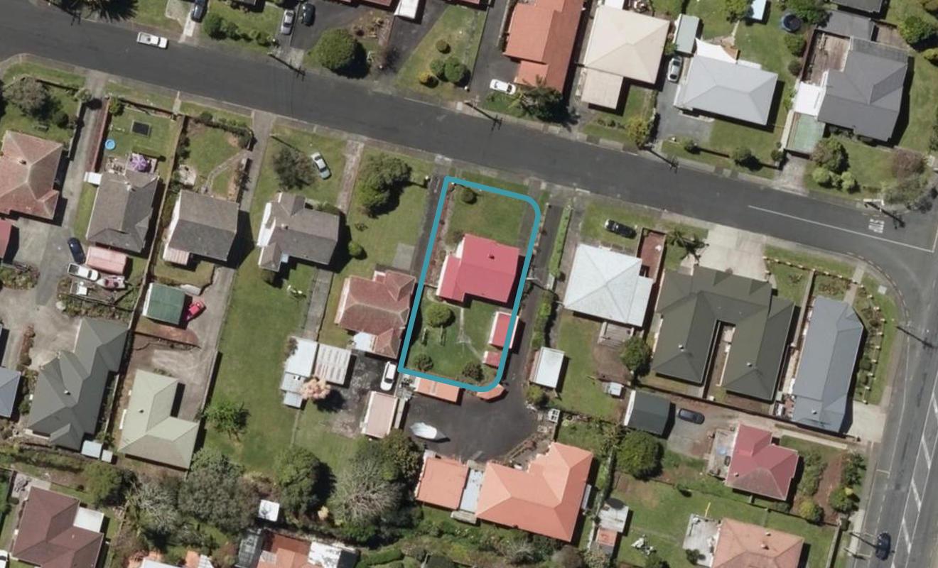 7 Churchill Street, Kensington, Whangarei - Carousel 1