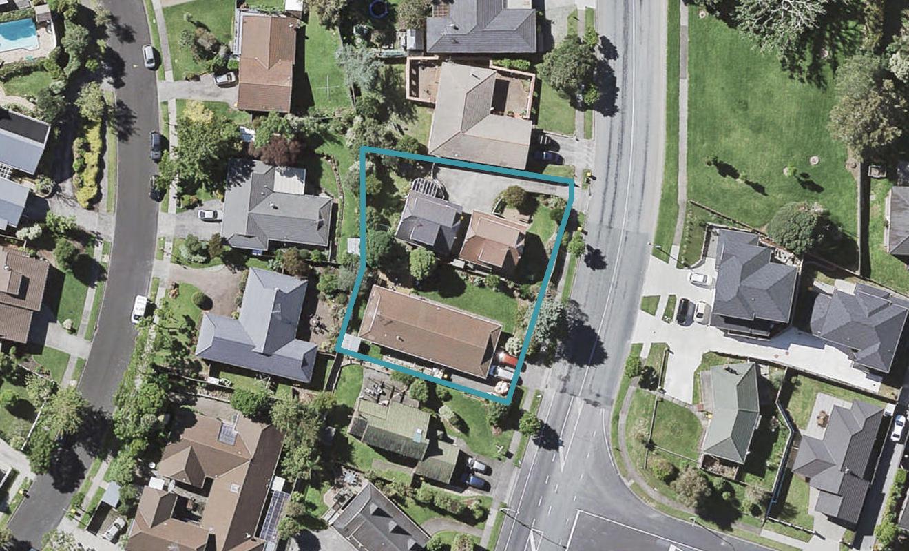 3/73 Botany Road, Botany Downs, Auckland - Carousel 1