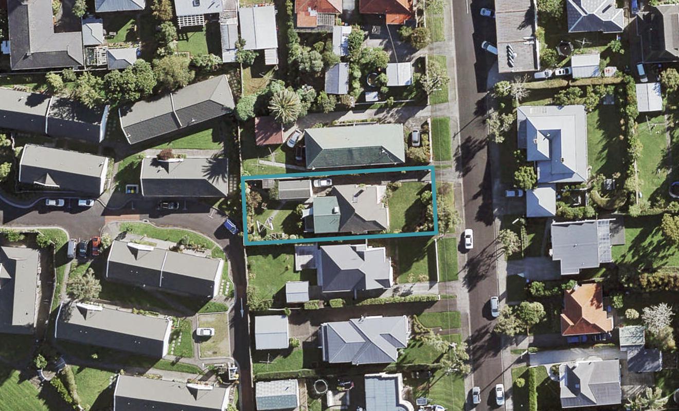 7 Bentleigh Avenue, New Windsor, Auckland - Carousel 1