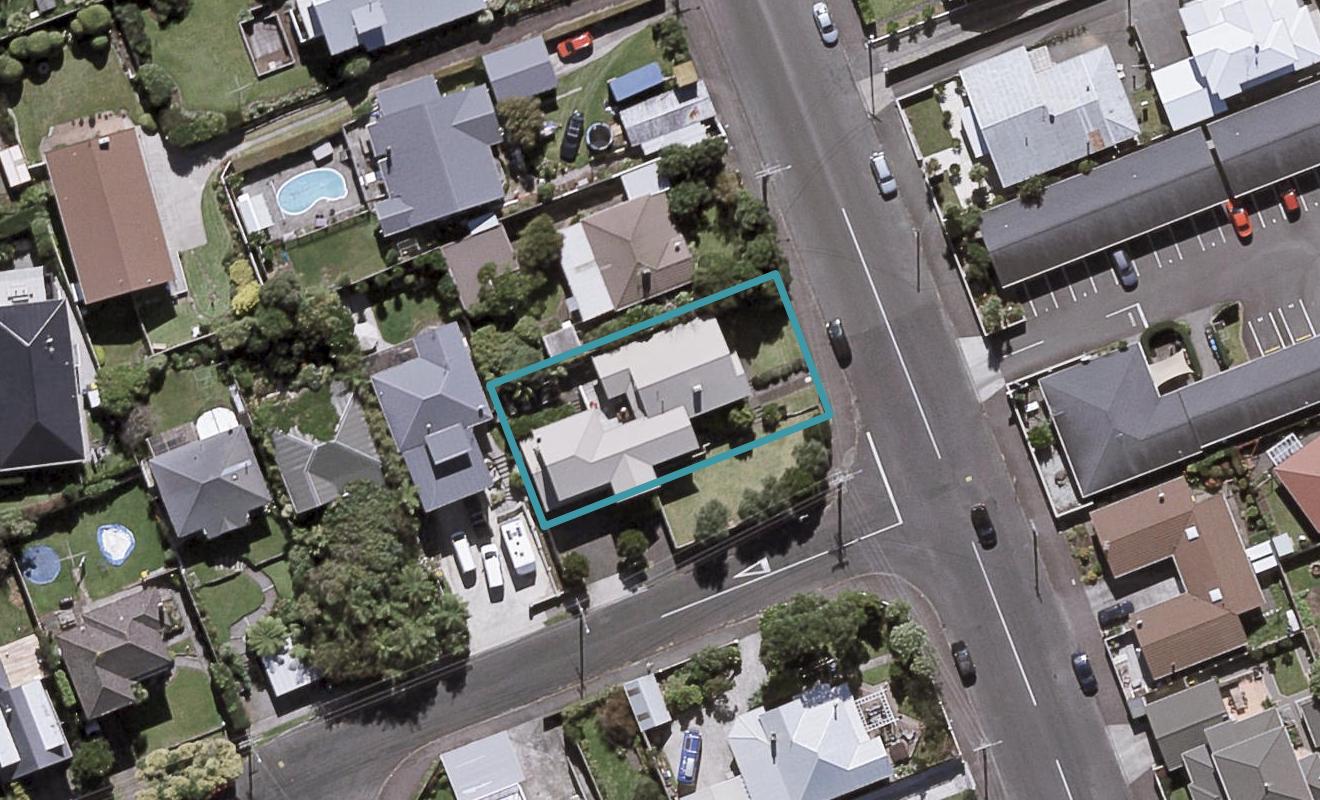 22 Beach Street, Fitzroy, New Plymouth - Carousel 1