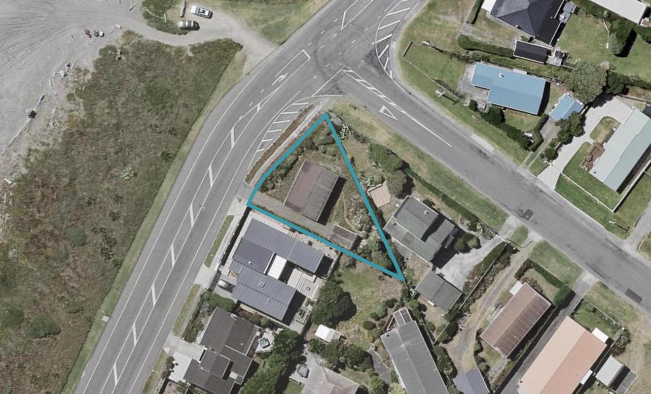 106 Marine Parade, Otaki Beach, Otaki - Carousel 1