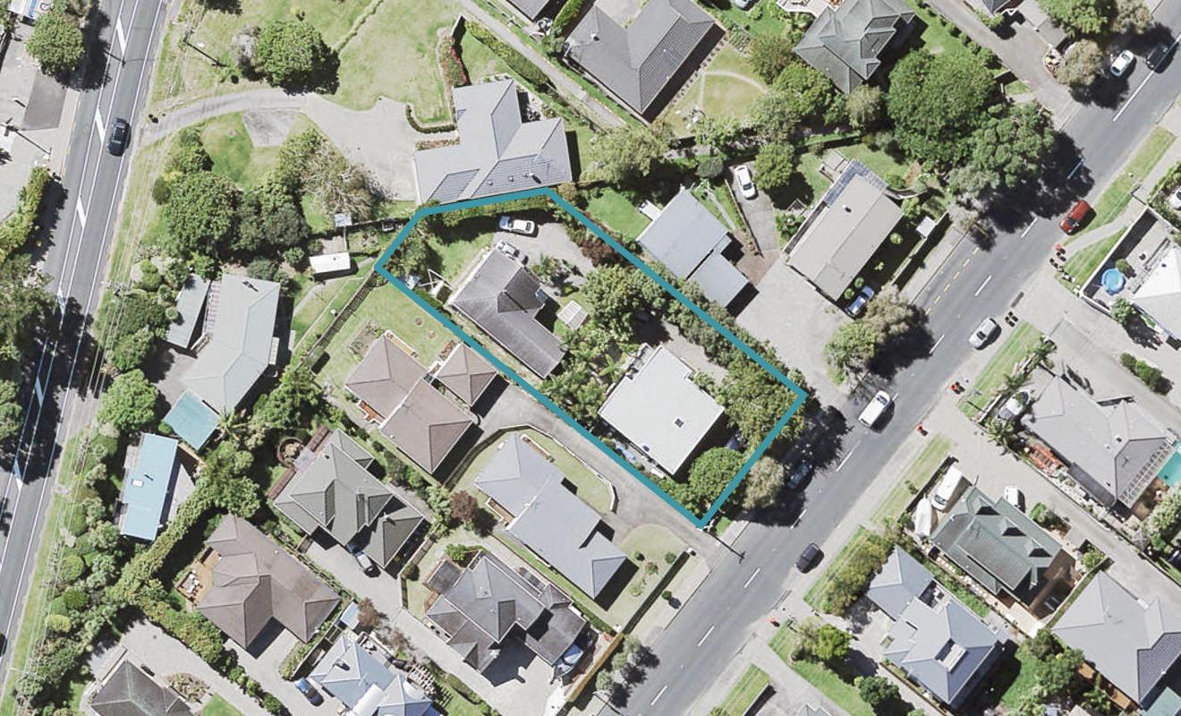 2/69 Browns Bay Road, Browns Bay, Auckland - Carousel 1