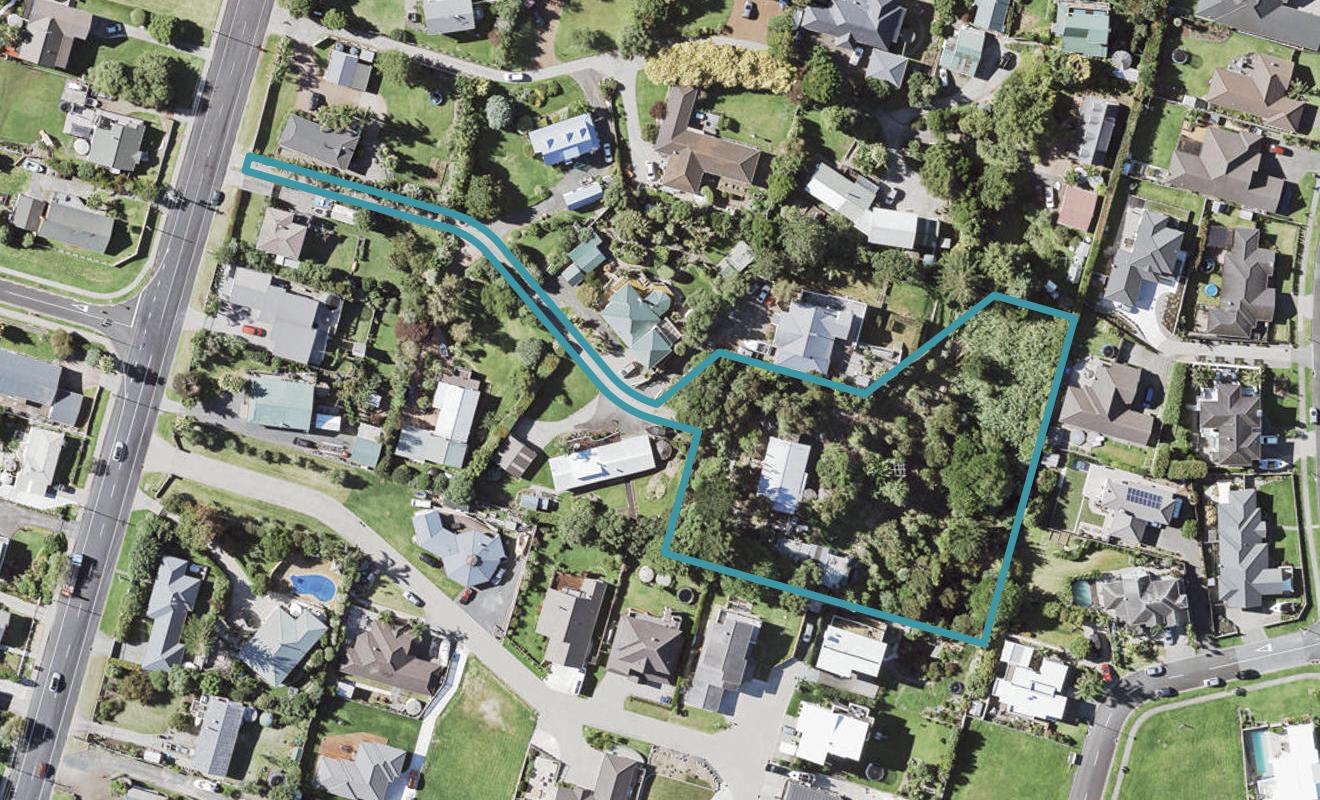7 Lomeer Way, Beachlands, Auckland - Carousel 1