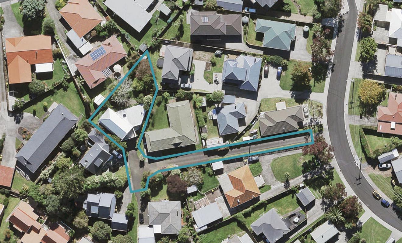 4/16 Duncan Avenue, Te Atatu South, Auckland - Carousel 1