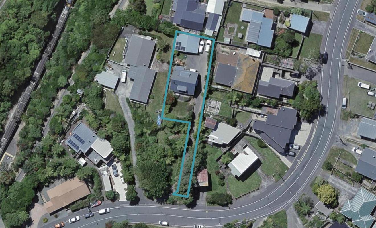 96A Fraser Avenue, Johnsonville, Wellington - Carousel 1
