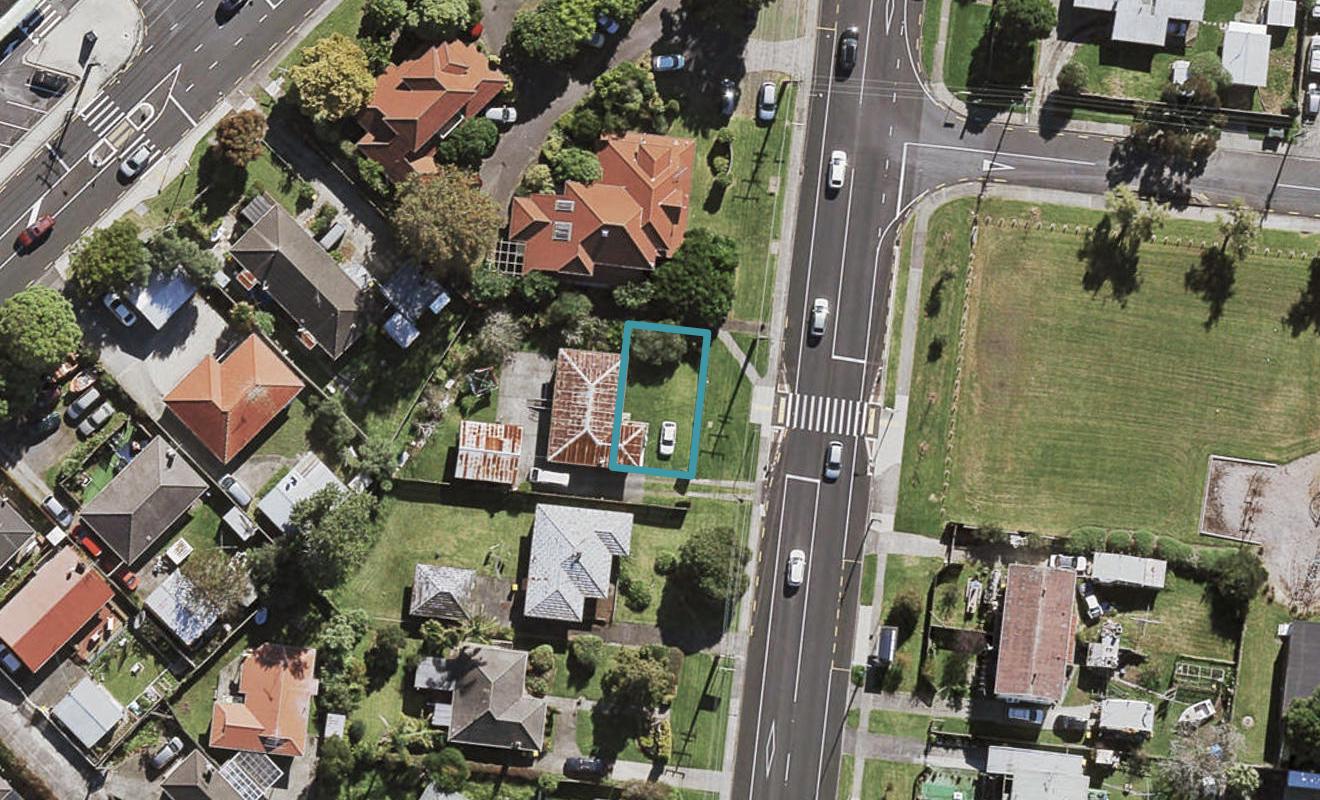 216A Lake Road, Northcote, Auckland - Carousel 1
