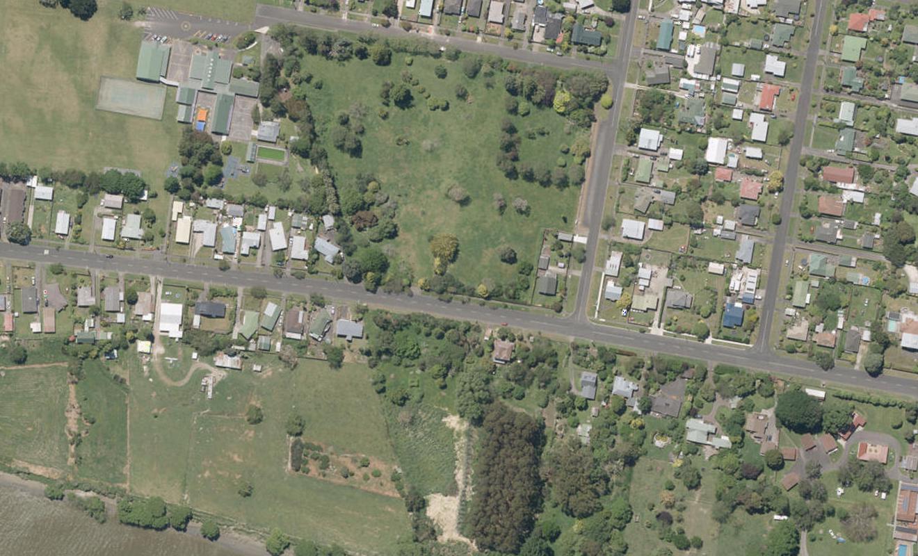 405 Somme Parade, Aramoho, Whanganui - Carousel 1