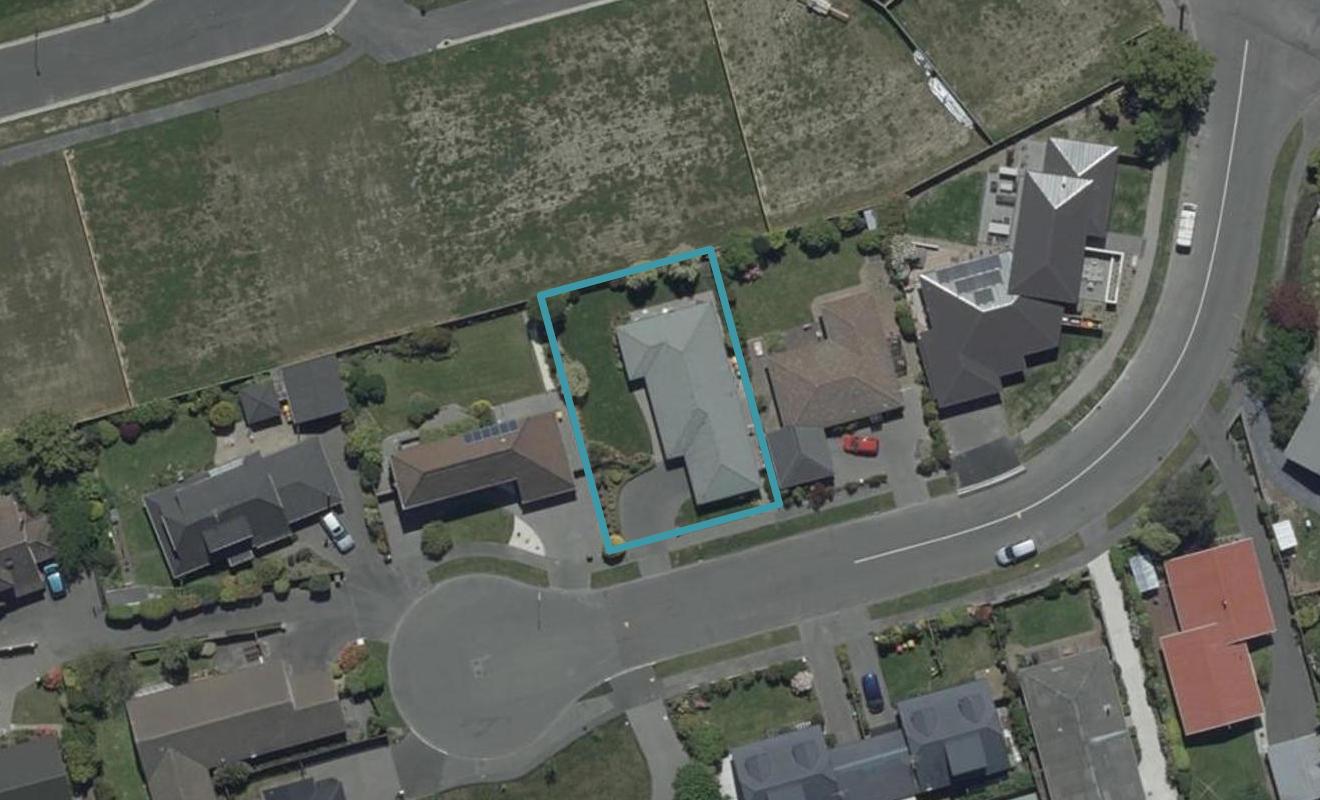 6 Rhyl Place, Bryndwr, Christchurch - Carousel 1
