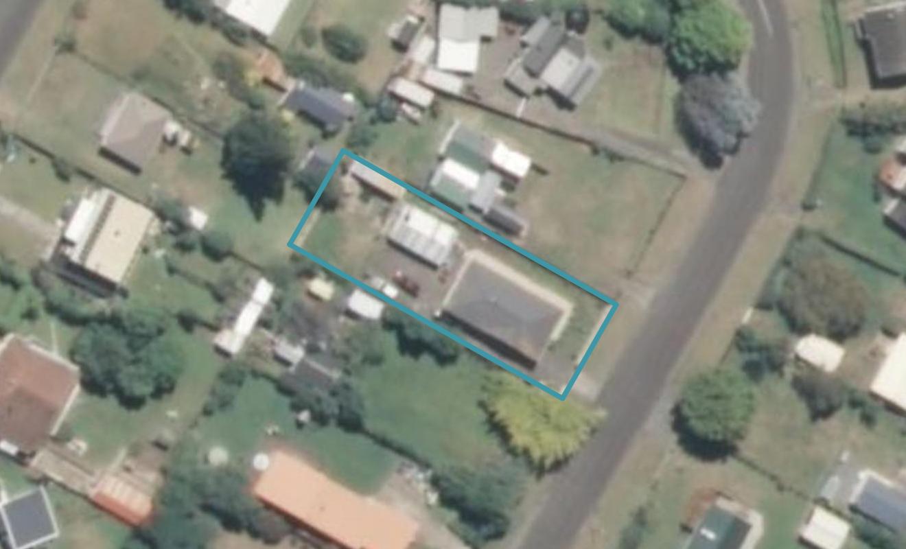 7 Sarah Street, Waikawa Beach, Levin - Carousel 1