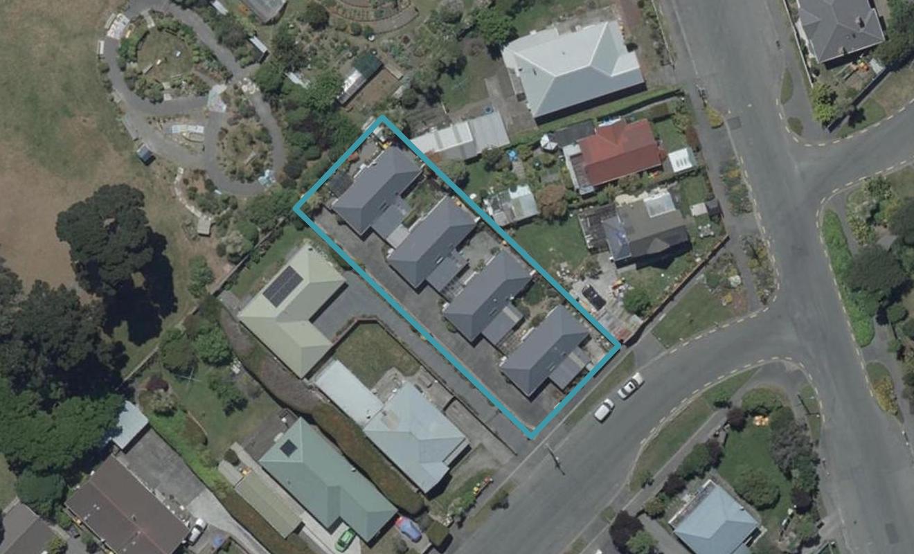 2/82 Lonsdale Street, New Brighton, Christchurch - Carousel 1