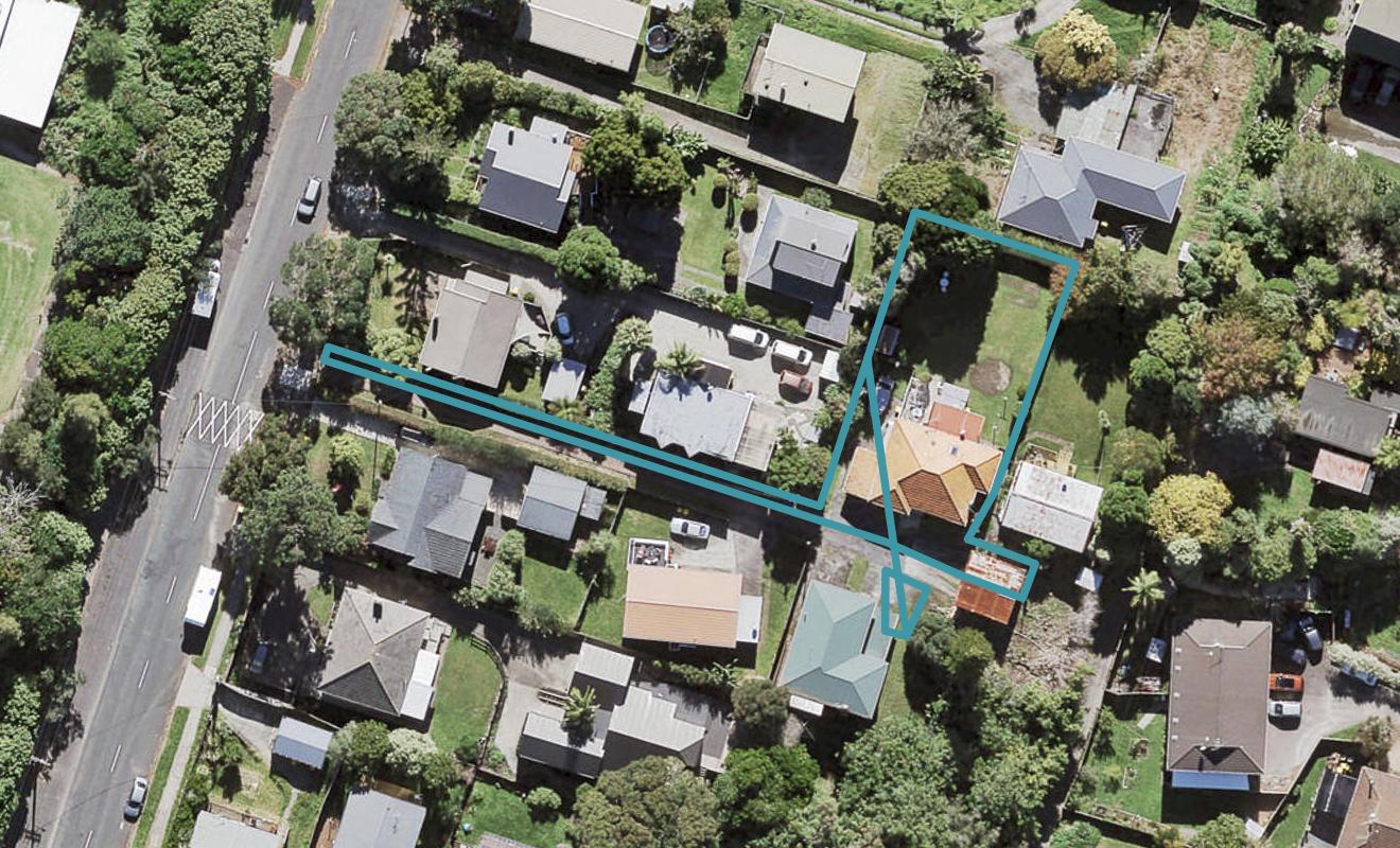 7 Lynwood Road, New Lynn, Auckland - Carousel 1