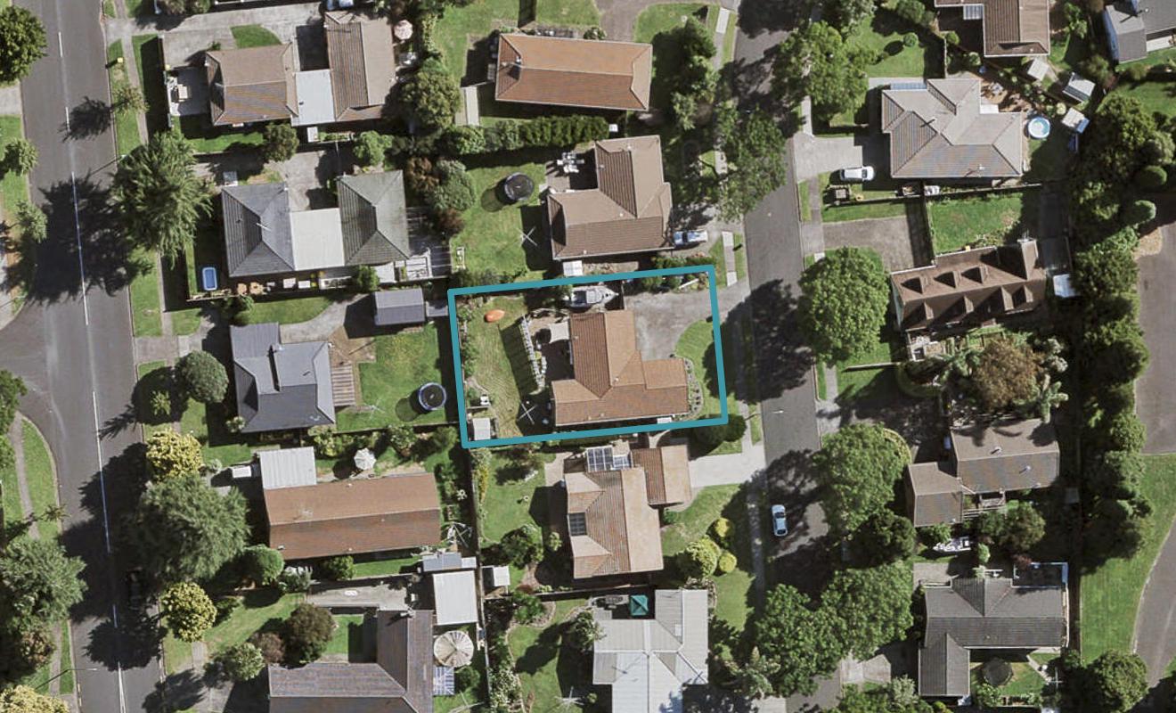 8 Ross Martin Court, Conifer Grove, Takanini - Carousel 1