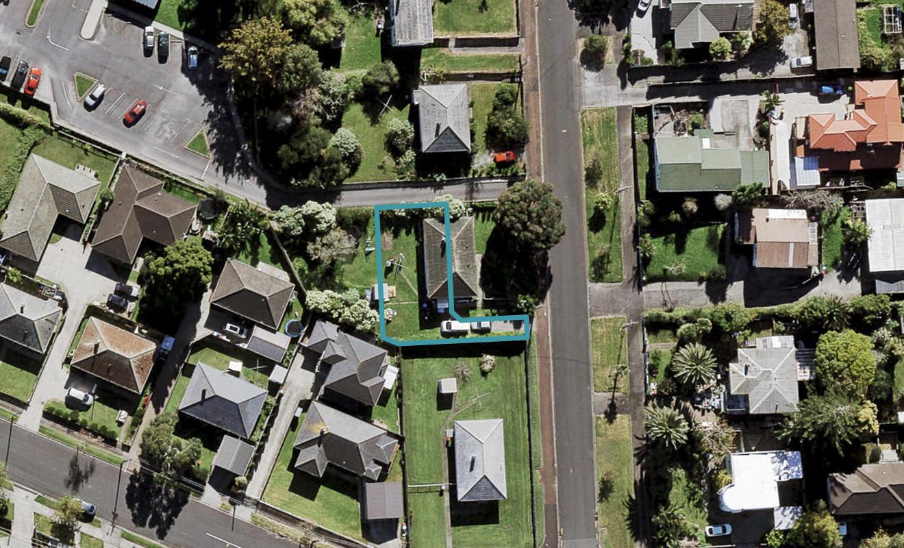 23 Hertford Street, Blockhouse Bay, Auckland - Carousel 1