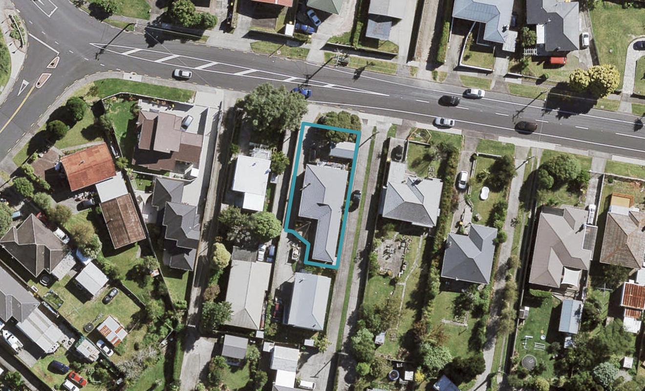 129 View Road, Sunnyvale, Auckland - Carousel 1