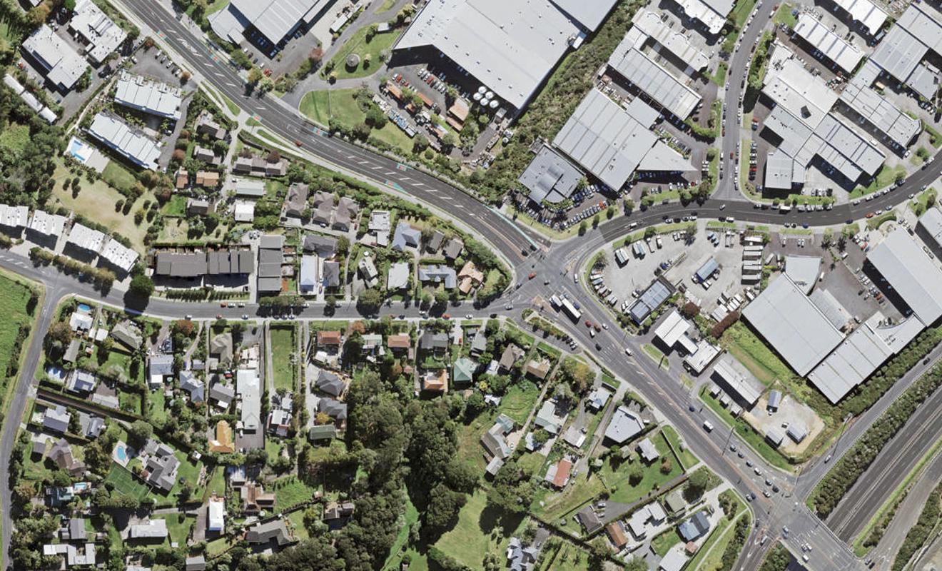 2 Schnapper Rock Road, Schnapper Rock, Auckland - Carousel 1