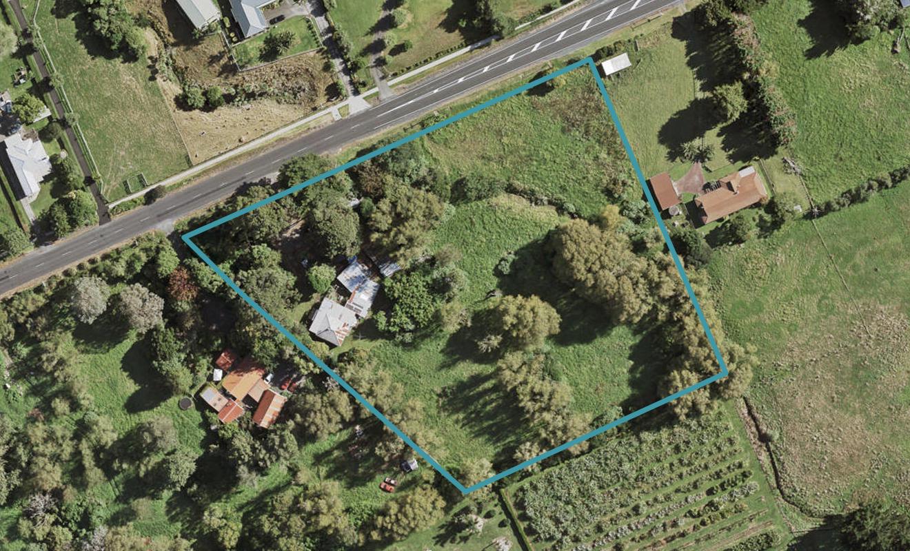 11 Ranfurly Road, Alfriston, Auckland - Carousel 1