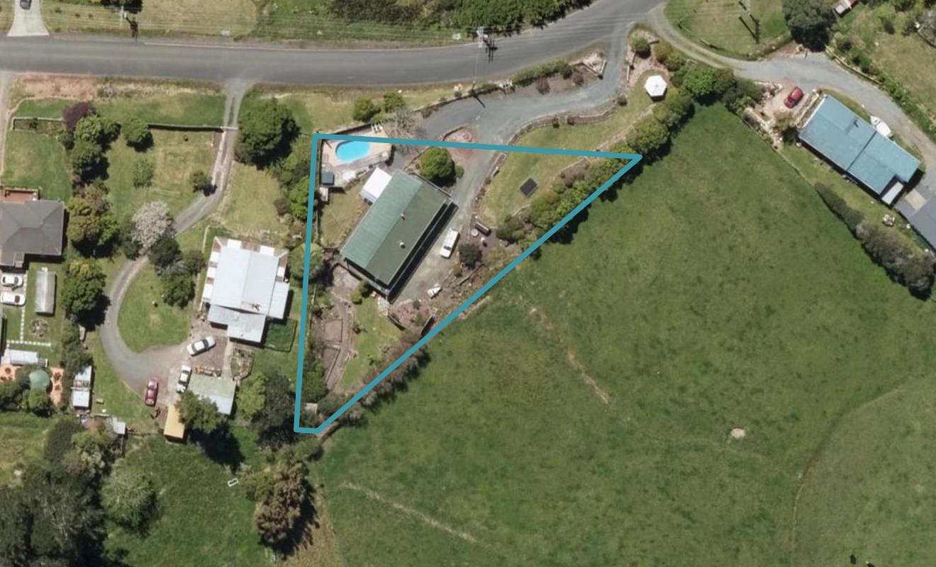 7 Mountain View Road, Hikurangi, Hikurangi - Carousel 1