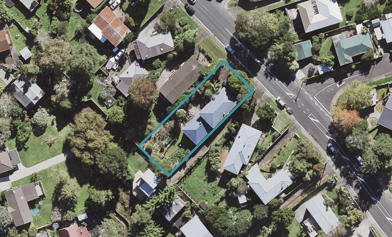 1/113 Eskdale Road, Birkdale, Auckland - Carousel 1
